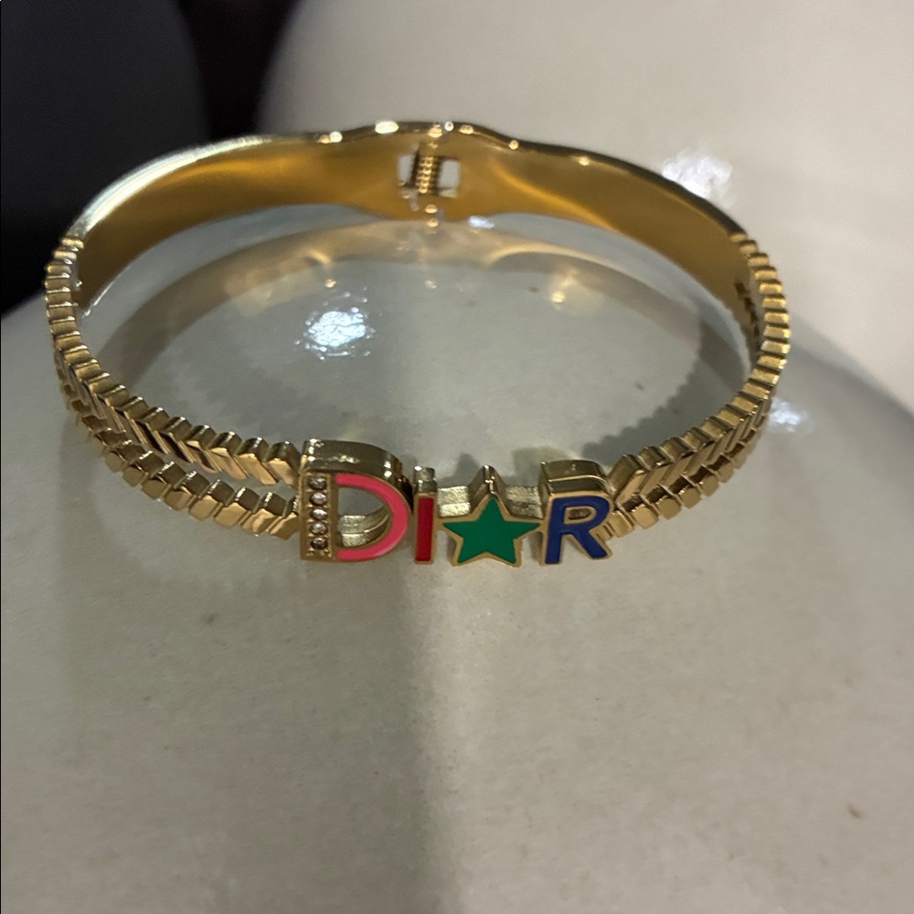 Gold Women’s Dior Star Accent Bracelet - Unbranded